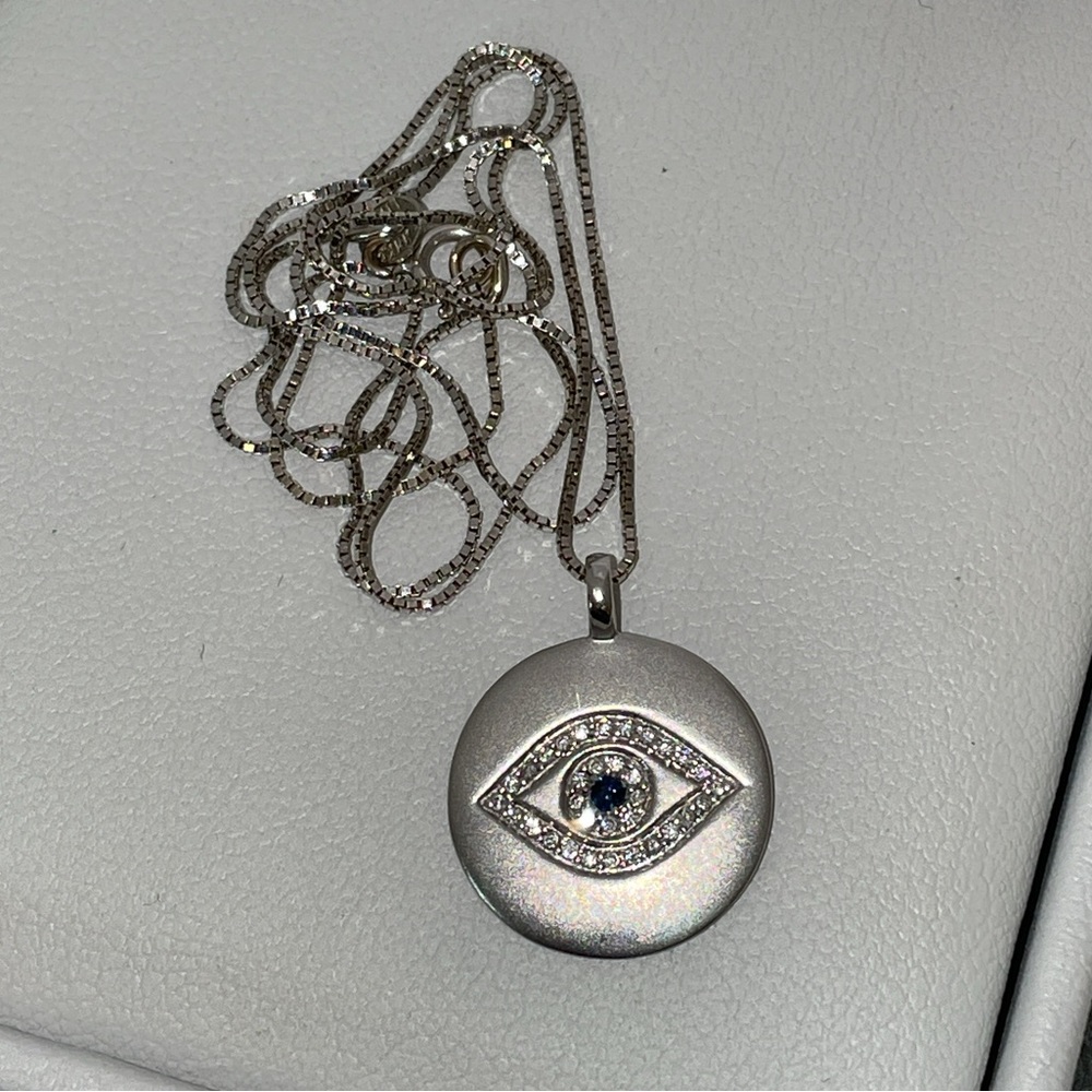 Solid 14K White Gold Protection Eye Natural Diamonds Sapphire Pendant Necklace